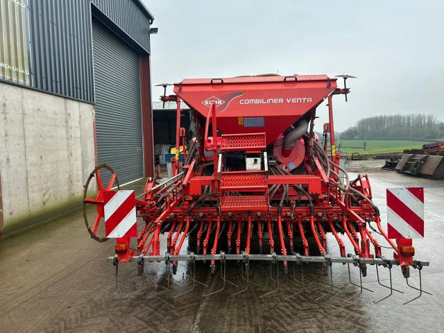 Kuhn 3004